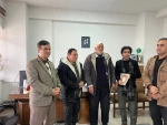 دیدار هیأت رئیسه انجمن هنرهای نمایشی استان با جمعی از هنرمندان تئاتر شهرستان خوی برگزار شد.
 2