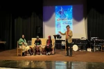 نمایش «دنیا مالی» در شهرستان سلماس به روی صحنه رفت.
 2