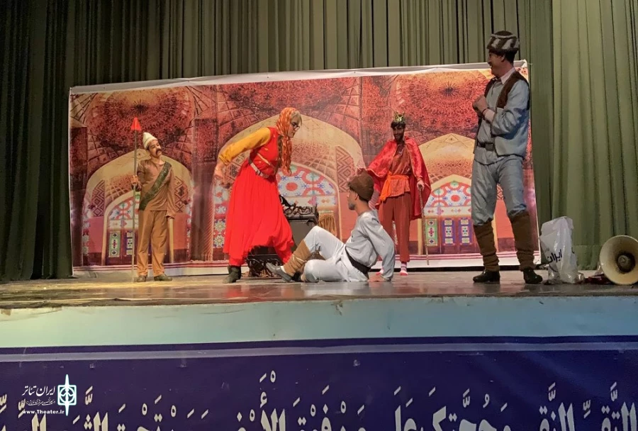 اجرای نمایش کمدی «خانعلی و جانعلی» در میاندوآب
 2