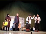 اجرای نمایش «کاندیدالار» در شاهین دژ
 2