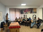 بررسی و تحلیل نمایشنامه های «کلفت‌ها» نوشته ژان ژنه و «گوریل پشمالو» نوشته یوجین اونیل در مهاباد انجام گرفت.
 2