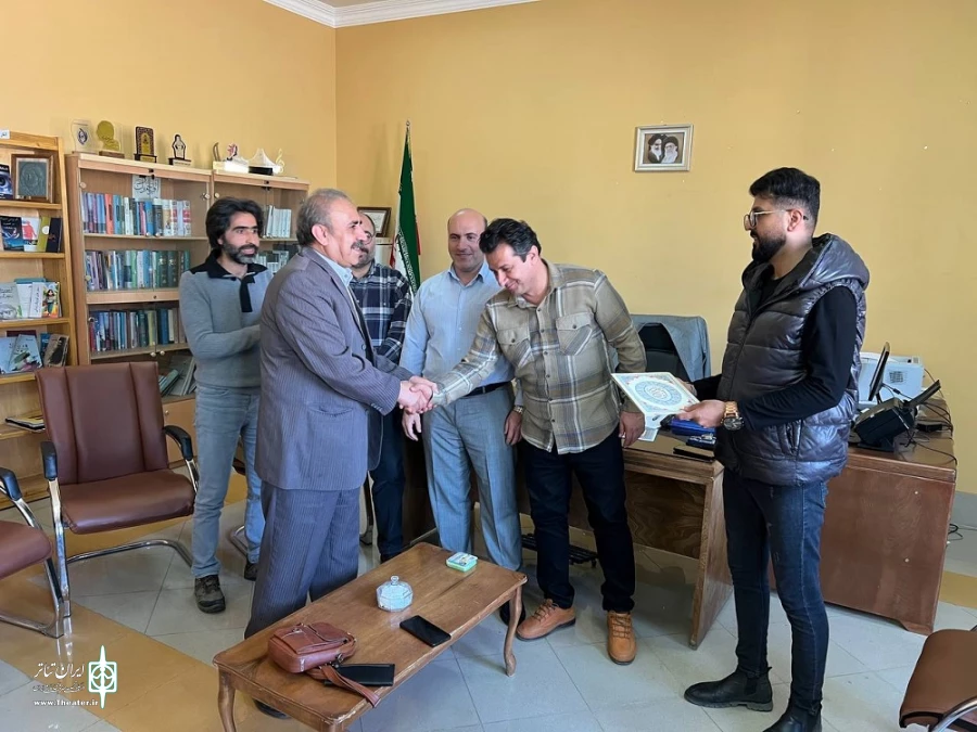 برگزاری جلسه تکریم و معارفه رئیس انجمن نمایش شهرستان بوکان برگزار شد
 2