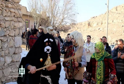 هنرمندان تئاتر ماکو‌ به استقبال نوروز رفتند