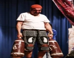 نمایش کمدی « پهلوان پنبه » در شهرستان نقده به روی صحنه رفت  6