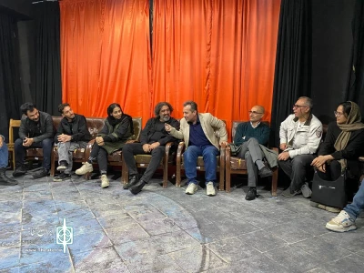 نشست هم‌اندیشی هنرمندان تئاتر شهرستان نقده برگزار شد