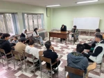 نشست مدیر عامل انجمن هنرهای نمایشی استان با جمعی از هنرمندان تئاتر شاهین‌دژ برگزار شد 3