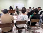 نشست مدیر عامل انجمن هنرهای نمایشی استان با جمعی از هنرمندان تئاتر شاهین‌دژ برگزار شد 5