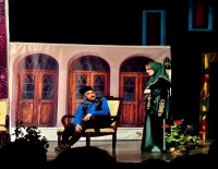 در سالن شمس ارومیه

نمایش « آرشین مال آلان» به زبان ترکی در ارومیه به روی صحنه رفت